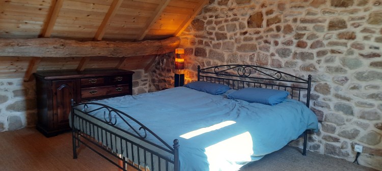 Chambre avec lit king size